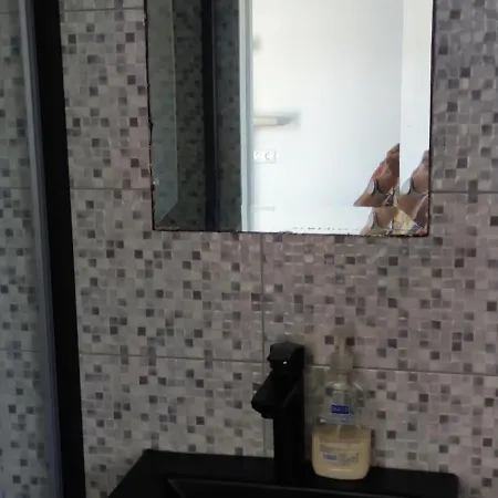 Quarto em Acomodações Particulares Beco Do Patalugo Salir de Matos